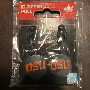 NWT Black Oklahoma State University Zipper Pulls